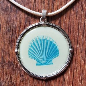 SEASHELL Necklace w/ White Fabric Chain Included